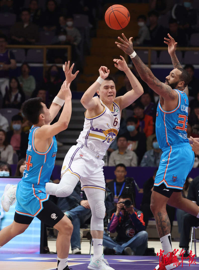 爱游戏平台-关于山东男篮清晨门线救险，志在CBA季后赛名次提升，话题不断，赛季目标并未改变的信息