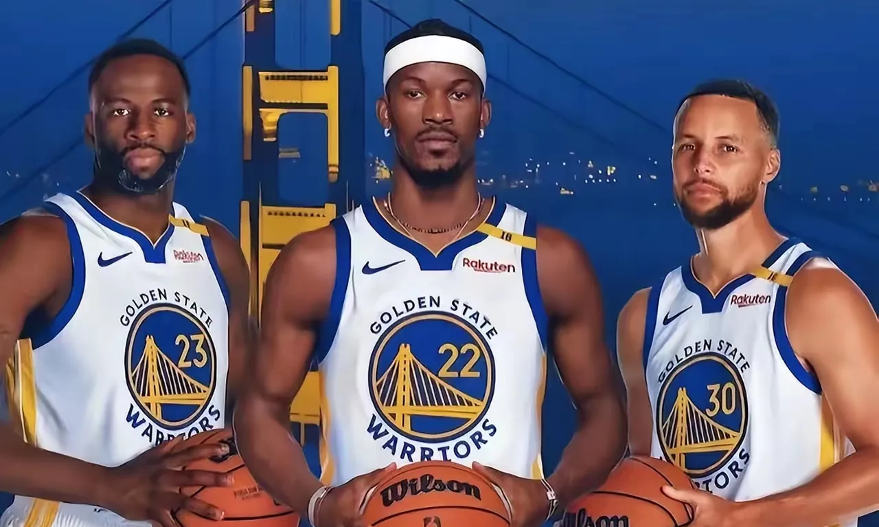 爱游戏官方网站-包含金州勇士迎全明星赛关键赛，集结日外线爆发，悬念犹存，赛季目标并未改变的词条